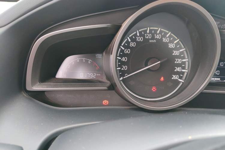 Used Mazda CX-4 2018 2.0L Manual Two-Wheel Drive Blue Sky Dynamic Edition China V Standard
