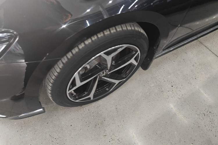 Used Volkswagen Magotan 2023 2 Million Units Commemorative Edition 330TSI DSG Luxury Version
