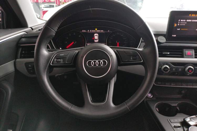 Used Audi A4L 2018 30th Anniversary Edition 40 TFSI Trendy Model