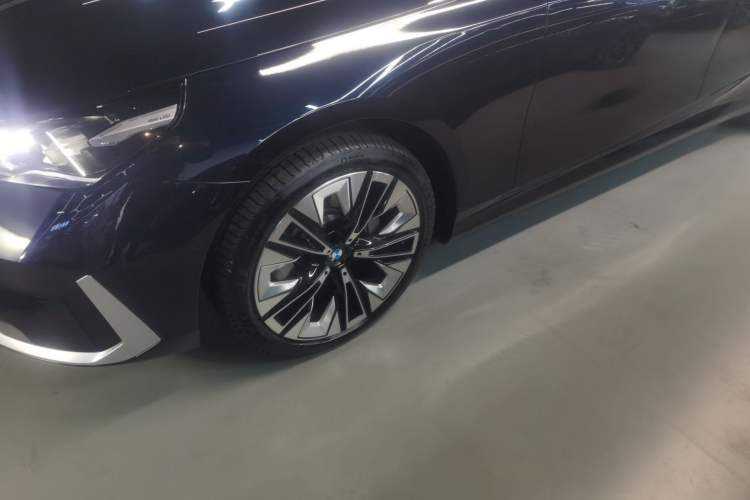 Used BMW 5 Series 2025 530Li Leading Edition Luxury Package