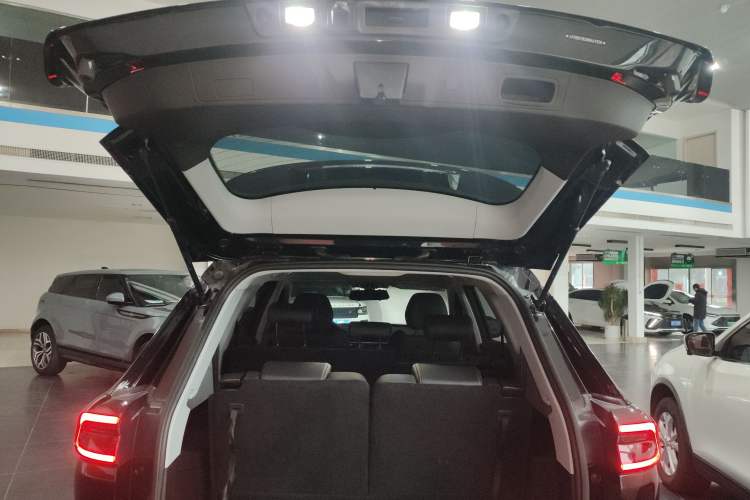 Used Chery Tiggo 8 2024 1.5 TCI Automatic New Dynamic 7-Seater