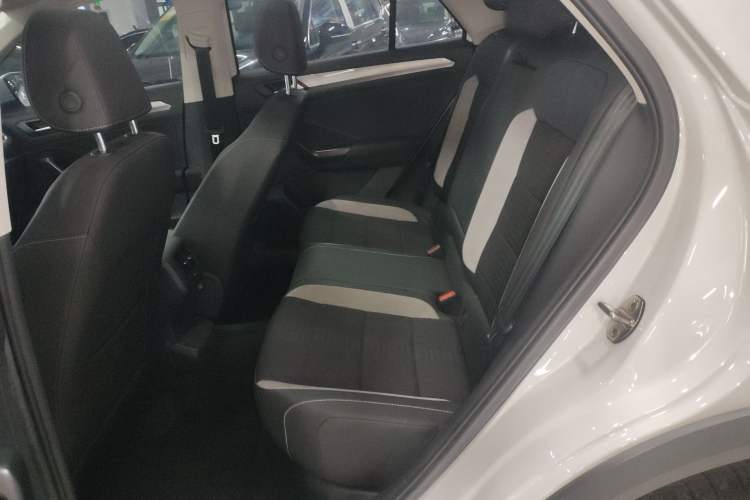 Used Volkswagen T-ROC 2022 280TSI DSG Two-Wheel Drive Elite PLUS