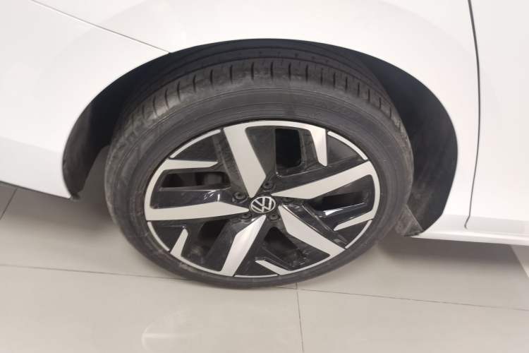 Used Volkswagen Lamando 2025 Lavida L 280TSI DSG Cool & Spicy Edition
