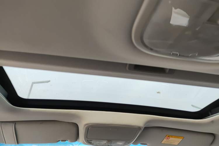 Used Geely Auto Classic Emgrand 2013 Hatchback 1.8L CVT Prestige Model