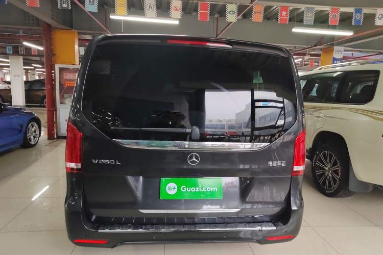 Used Mercedes-Benz V-Class 2020 V 260 L Long-wheelbase Luxury Edition