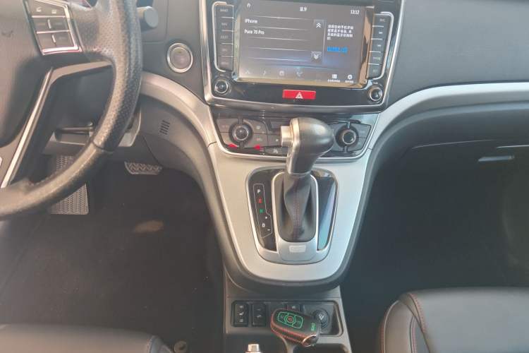 Used Haval H6 2015 Sport Edition 1.5T Automatic Two-Wheel Drive Luxury Model
