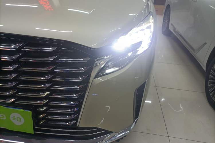 Used Buick GL8 2022 ES Landtrek 653T Comfort Edition
