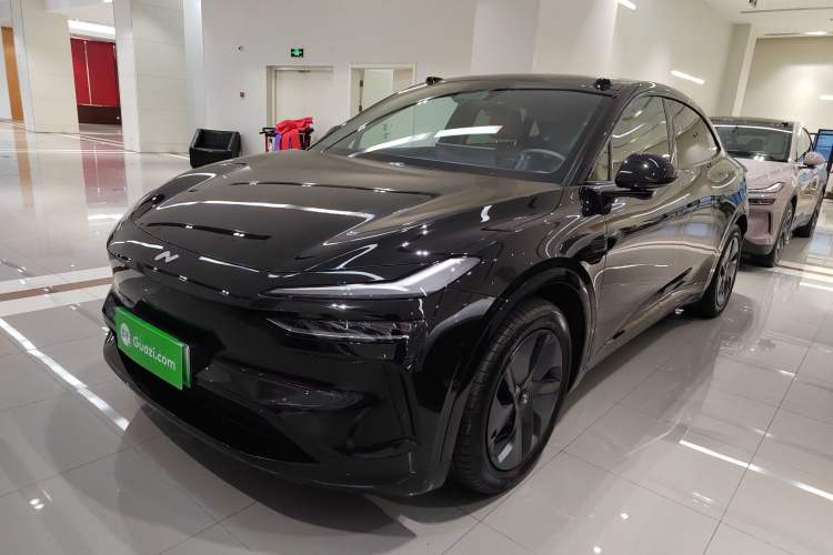 Used ONVO L60 2024 60 kWh Rear-Drive Version