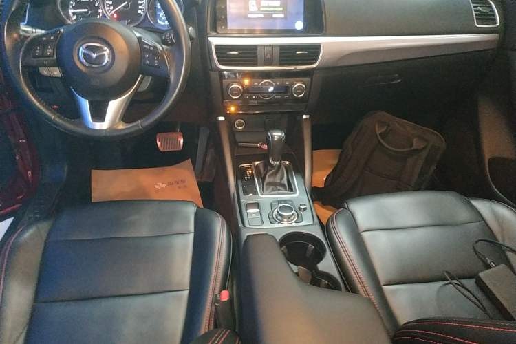 Used Mazda CX-5 2015 2.0L Automatic Two-Wheel Drive Urban Version
