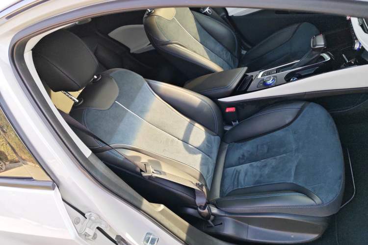 Used Buick Velite 6 2020 Plug-in Hybrid Connected Smart Model