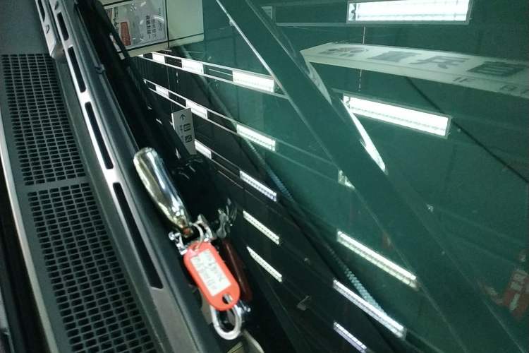 Used Buick GL8 2023 ES Lu Zun Deluxe Model
