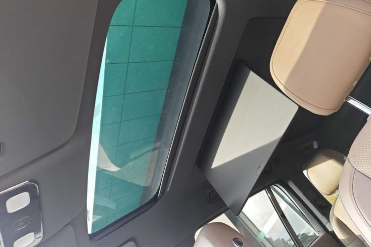 Used Li Auto L9 2025 Ultra Smart Refreshed Edition
