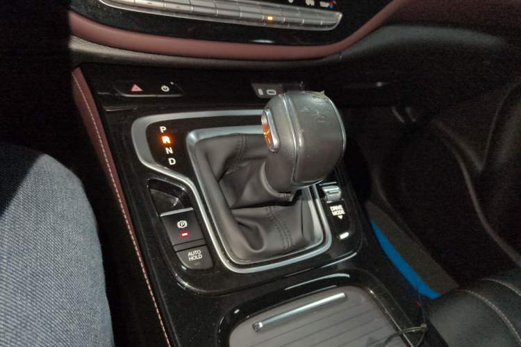 Used GAC Trumpchi M6 2023 PRO 270T DCT Luxury Edition
