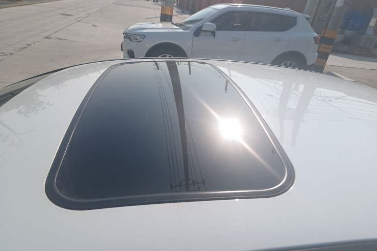 Used Ford Focus 2017 Sedan 1.6L Automatic Fashion Edition Smart Drive Version
