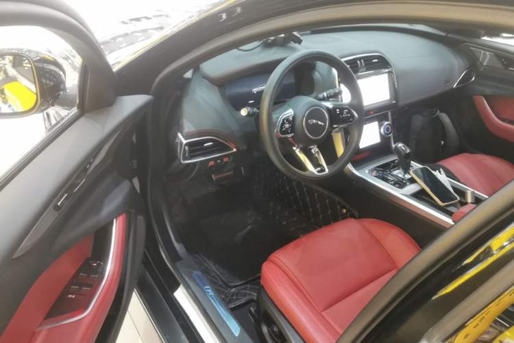 Used Jaguar XEL 2024 2.0T 250 PS R-DYNAMIC S Advanced Sport Edition