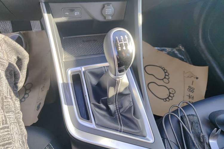 Used Geely Auto Vision X3 2020 1.5L Manual Luxury Edition
