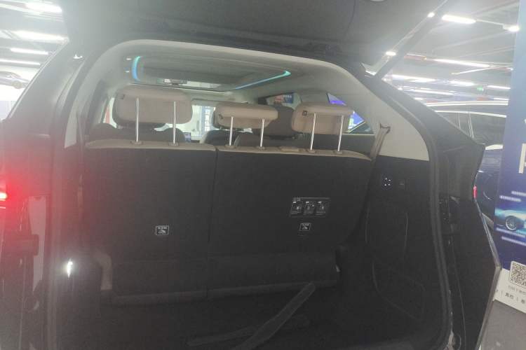 Used XPeng X9 2025 650 Long-Range Max