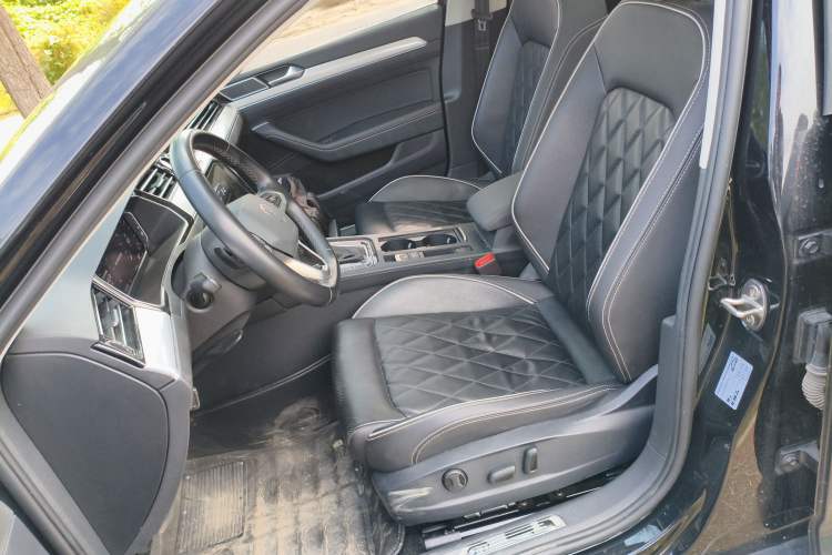 Used Volkswagen Magotan GTE Plug-in Hybrid 2022 GTE Luxury Model