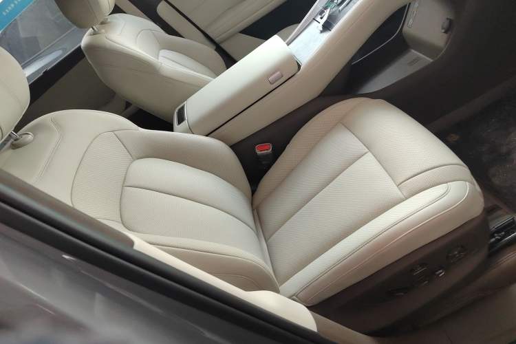 Used Denza N8L 2025 Flagship Model