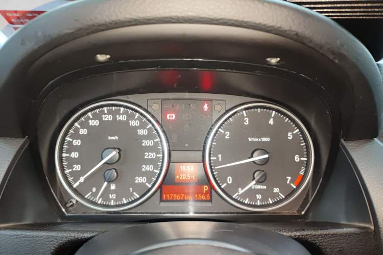 Used BMW X1 2015 sDrive18i Fashion Upgrade Edition
