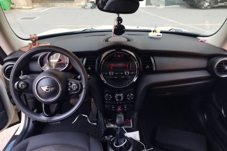 Used  MINI 2016 1.2T ONE Pioneer Edition
