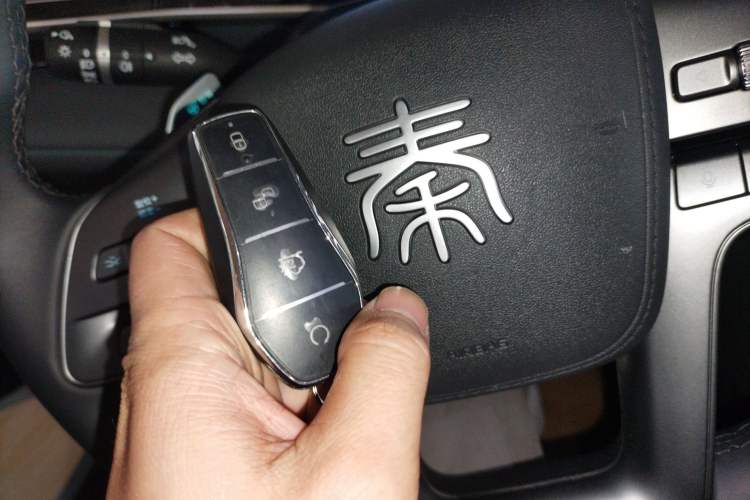 Used BYD Qin L 2025 DM-i Smart Drive 120KM Superior Model
