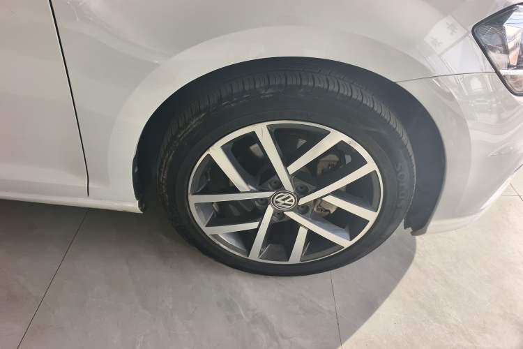 Used Volkswagen Golf 2020 200TSI DSG Comfortable and Ambitious Edition
