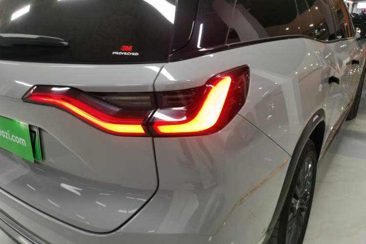 Used Nio ES8 2020 415 km Range 6-Seater Version
