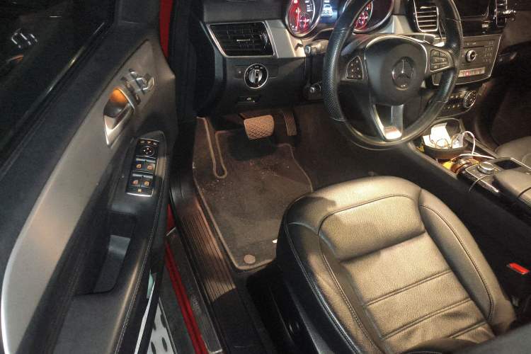 Used Mercedes-Benz GLE Coupe 2015 GLE 320 4MATIC Coupe SUV
