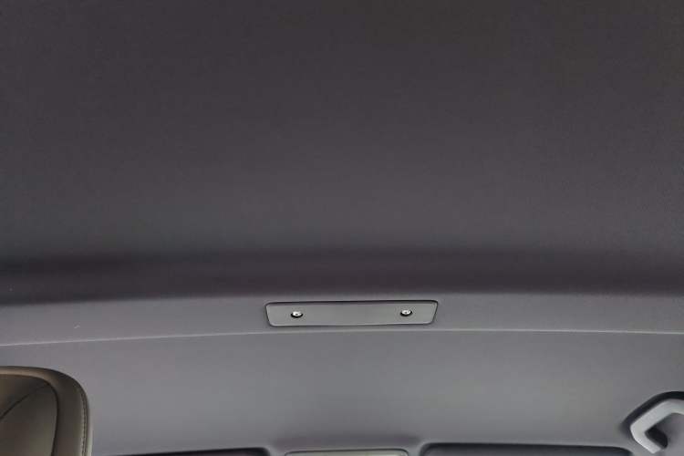 Used  V23 2026 Model 401 Two-Wheel Drive Super Sports Edition
