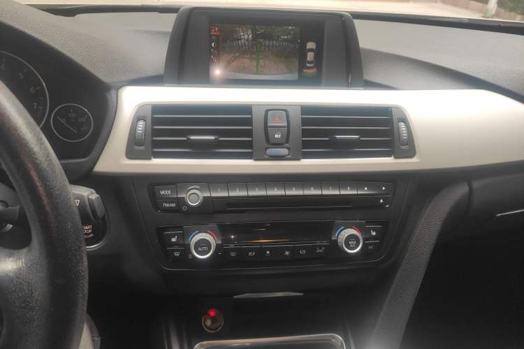 TDK.VehicleDetails.img