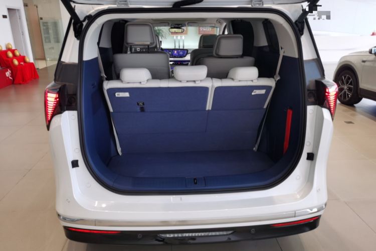 Used Buick GL8 New Energy 2024 Lu Zun Luxury Edition 7-Seater
