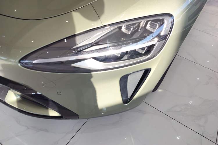 Used  SU7 2024 Rear-Drive Long-Range Intelligent Driving Version
