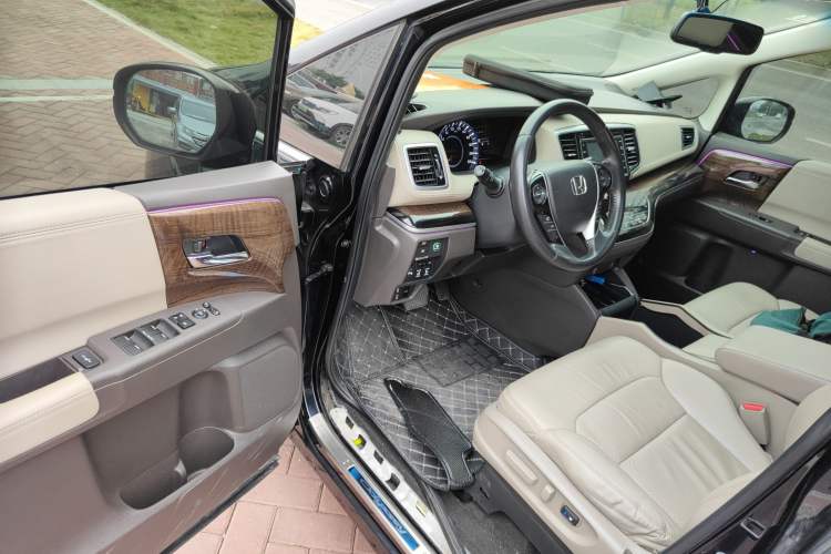 Used Honda Odyssey 2017 2.4L Supreme Edition
