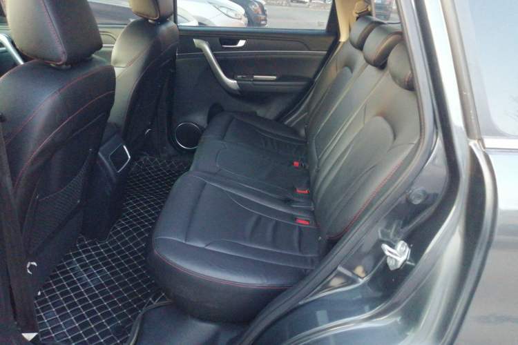 Used Haval H6 2015 Sport Edition 1.5T Automatic Two-Wheel Drive Luxury Model