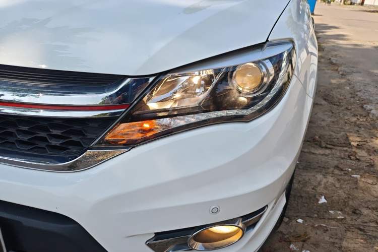 Used BYD S7 2017 2.0T Automatic Prestige Edition
