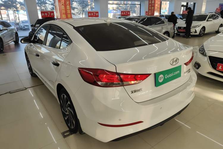 Used Hyundai Elantra 2019 1.4T Dual-Clutch Xuan Dong · Dynamic Model