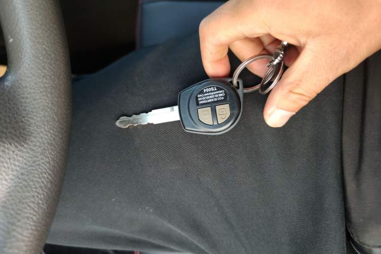 Used Suzuki SX4 2013 1.6L Manual CoolRide Model