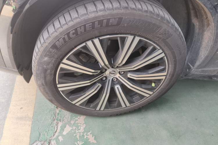 Used Volvo XC90 2023 B5 SmartDrive Luxury Edition 5 Seats