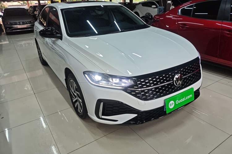 Used Volkswagen Lavida 2024 300TSI DSG Starry Sky Deluxe Edition
