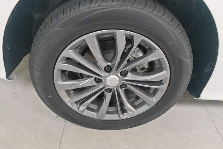 Used MG 5 2025 180 DVVT Global Luxury Edition