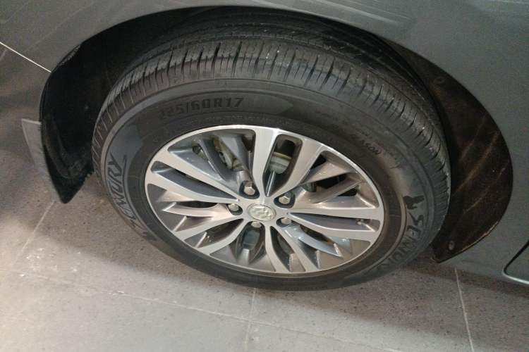 Used Buick GL8 2018 ES 28T Flagship Model China VI Standard
