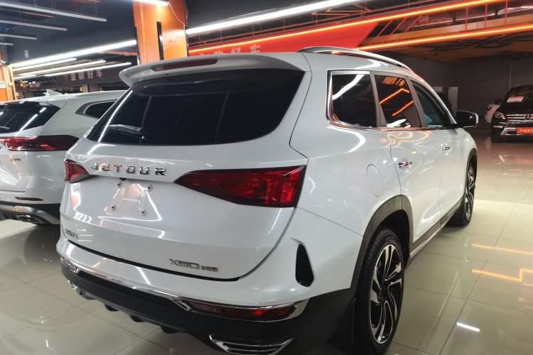 Used JETOUR X90 2019 1.5T DCT Smart Enjoyment Model 6 Seats China VI Standard