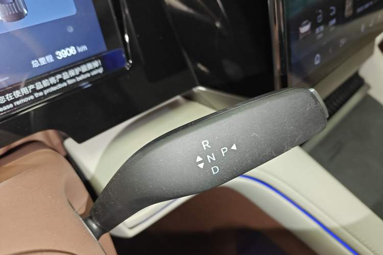 Used BYD Xia 2025 DM-i 1.5T 180km Beyond Edition
