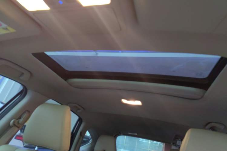 Used Honda CR-V 2016 2.0L two-wheel drive Urban Edition