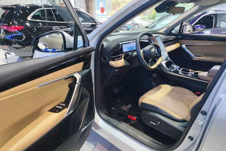 Used Geely Auto FX11 2023 1.5TD DCT Prestige Edition
