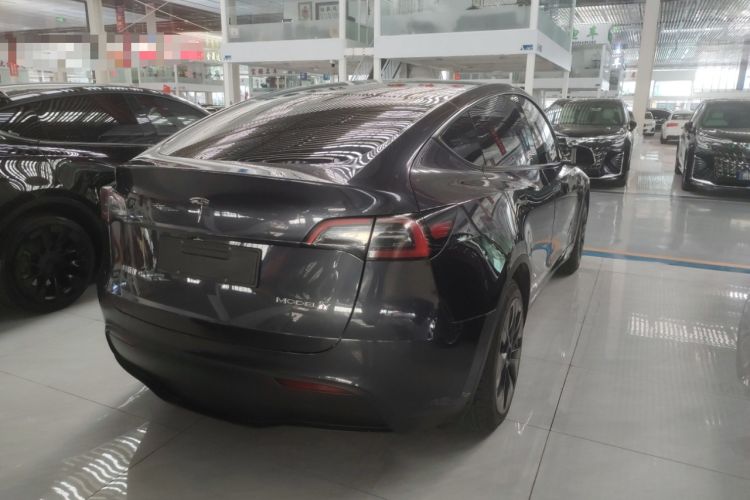 Used Tesla Model Y 2024 Rear-Wheel-Drive Version
