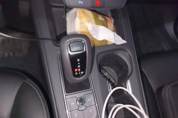 Used Cadillac XT4 2018 28T Two-Wheel Drive Tech Version
