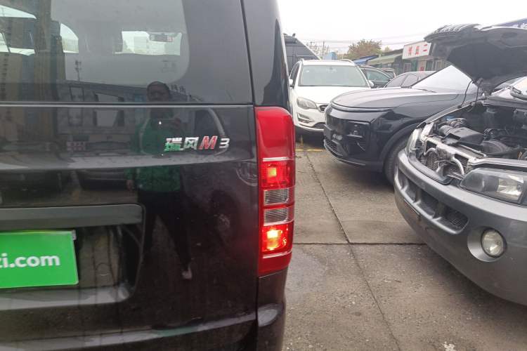 Used  M3 2019 Creator Edition 1.8L Luxury Model