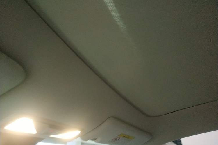 Used Venucia V DD-i 2023 110km iT Version